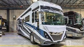 Similar Result : 2025 American Coach American Dream 45A Thumbnail