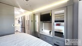 bottom-slider-img