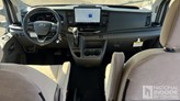 bottom-slider-img