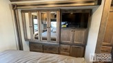 bottom-slider-img
