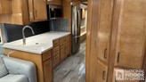 bottom-slider-img