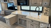 bottom-slider-img