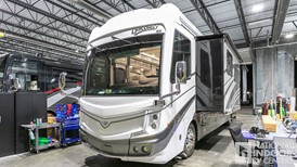 Similar Result : 2025 Fleetwood Discovery Lxe 40M Thumbnail